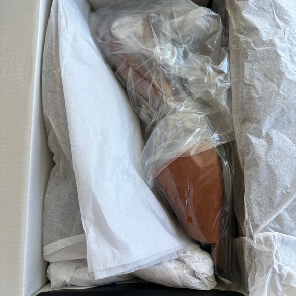 NWT Peele Moda Leevi Low Heel - Picture 2 of 8